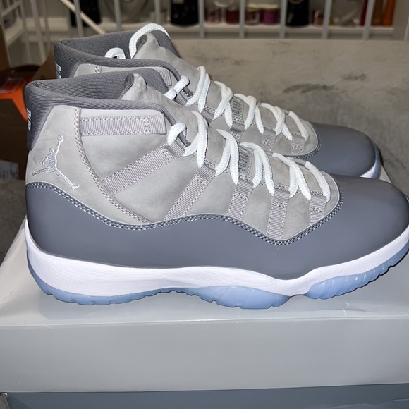 Jordan 11 cool grey - Picture 4 of 7